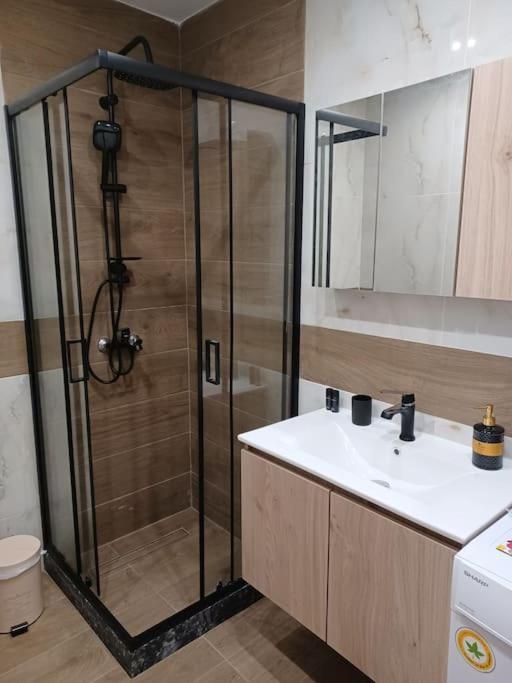 Luxury Apartment With Balcony Mytilíni エクステリア 写真