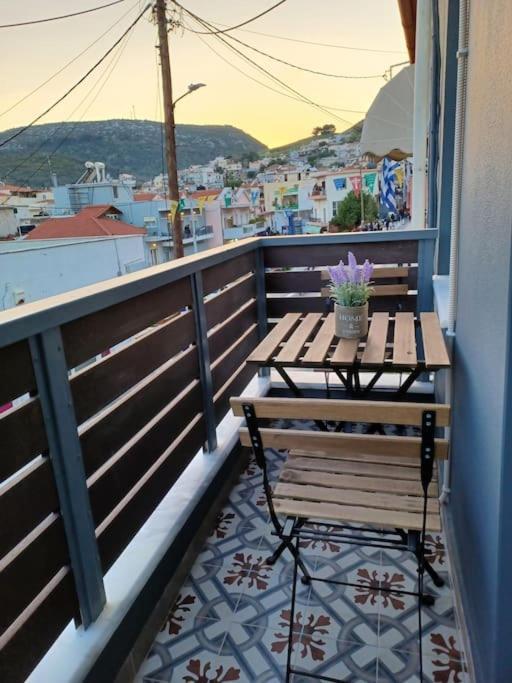 Luxury Apartment With Balcony Mytilíni エクステリア 写真